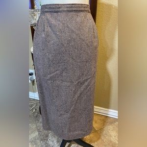 Vintage Pendleton‎ Skirt size 14 100% virgin Wool Straight Pencil Knee career
